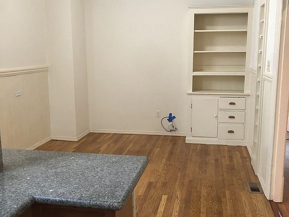 4th image of 362 Pierce St #A