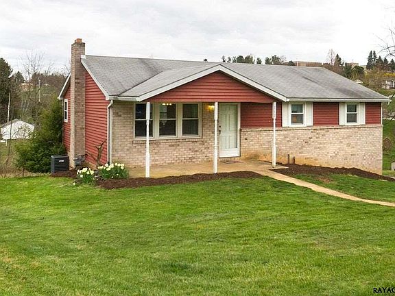 2nd image of 160 Teila Dr