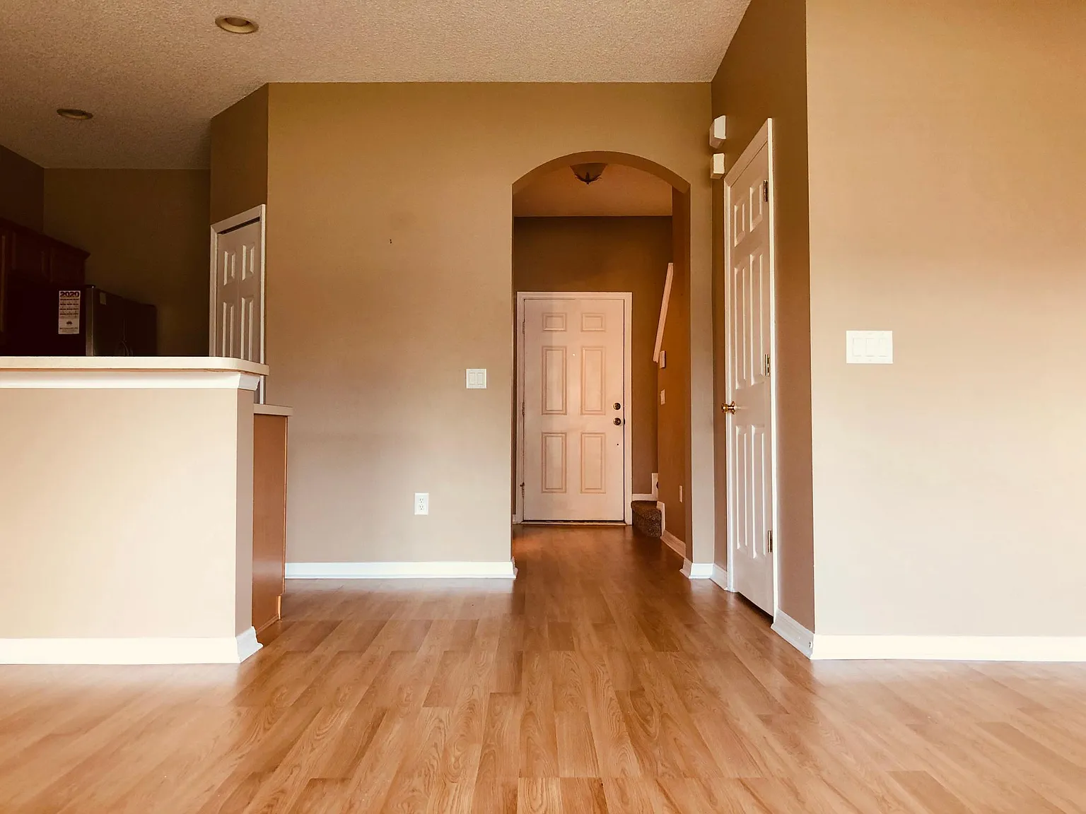 2 bed, 2.5 bath, 1152 sqft, $1,800 — Photo 2