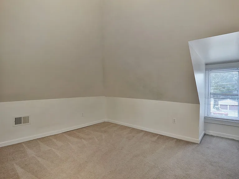 23 E Blake Ave — Photo 21