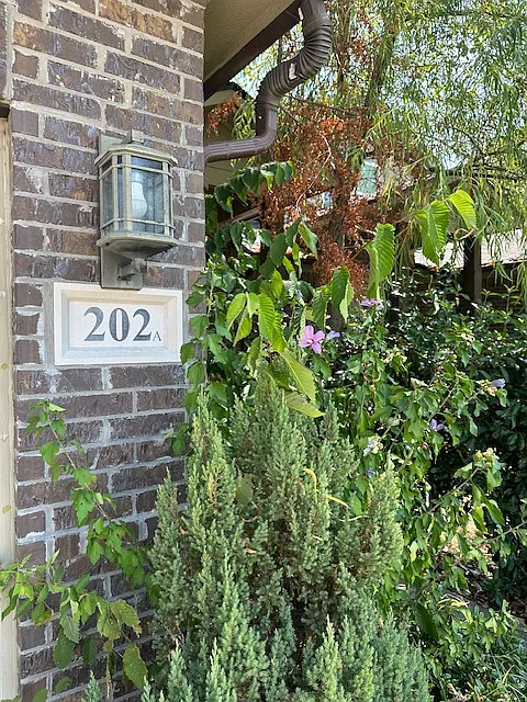 4 bed, 2.5 bath, 2461 sqft, $2,500 — Photo 4