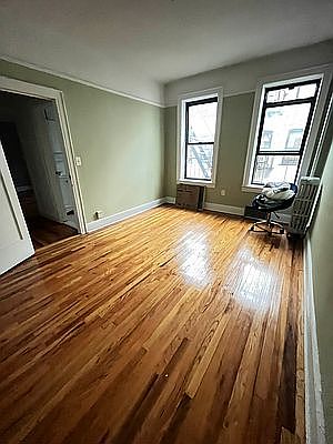 4th image of 27-19 23rd St #3F