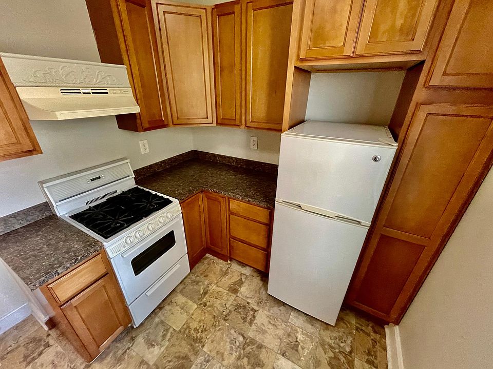 1st image of 145 Murray Ave