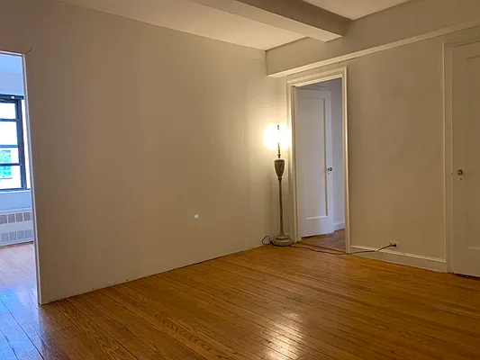 Rented by Bond New York | media 5