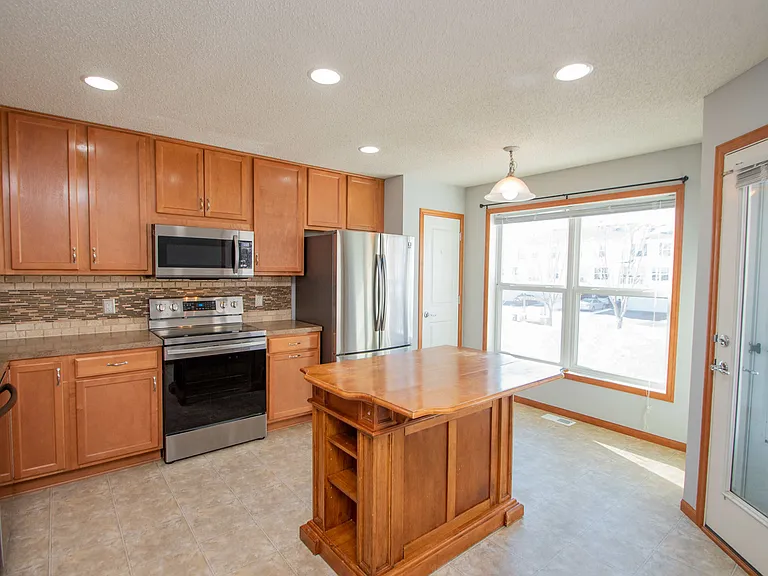 15119 Fanning Dr N — Photo 19