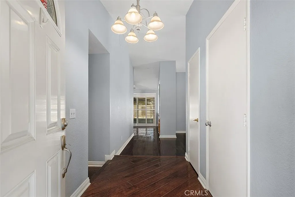 4 bed, 1445 sqft, $3,400 — Photo 4