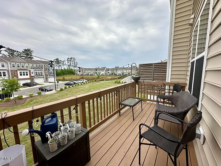 230 Marietta Way — Photo 24