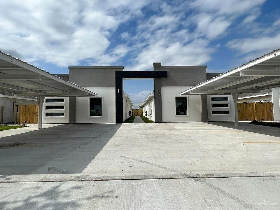 1st image of 3313 S Colt Ln #3