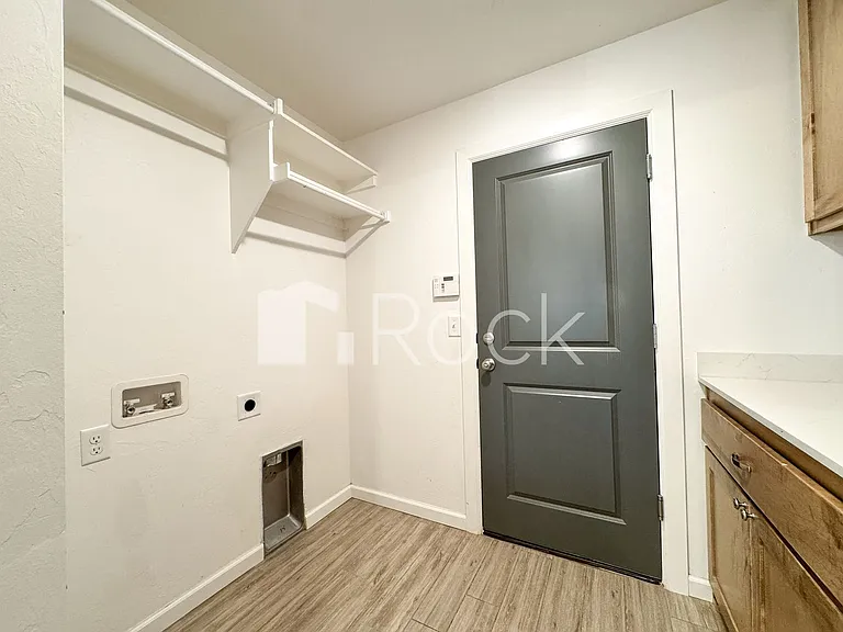1113 Magnolia Dr — Photo 10