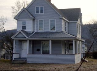611 S Elmer Ave, Sayre, PA 18840
