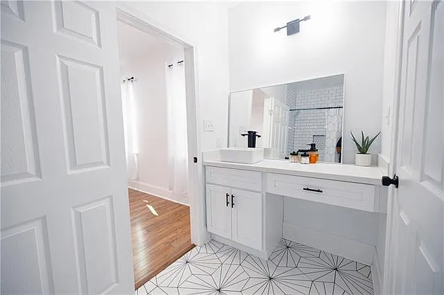 4407 Washington Ave — Photo 12