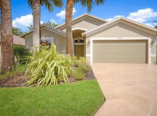 353 Hammocks Trl, Greenacres, FL 33413