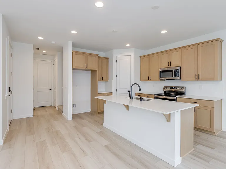 806 NW 178th Way — Photo 8