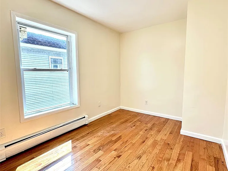 2069 Lacombe Ave #2 — Photo 9
