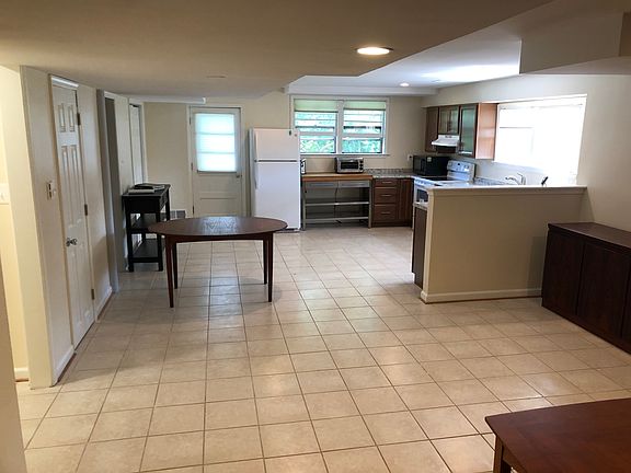 4th image of 1712 Merrifields Dr #1