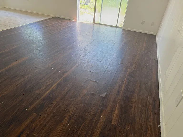1822 Oaklawn St — Photo 5