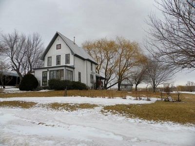330 Short Ave, Oxford, IA, 52322