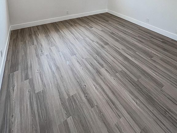 2nd image of 11347 Emelita St #2
