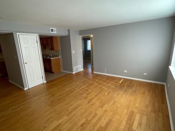 10425 Natoma Ave APT 10