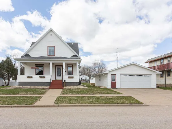 413 North Jackson Street, Cuba City, WI 53807