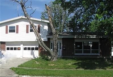 1st image of 3810 Castano Dr