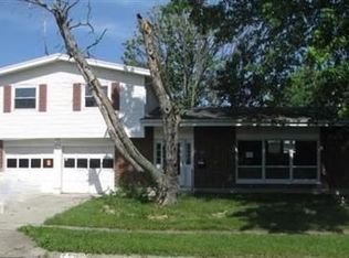 3810 Castano Dr, Dayton, OH 45416