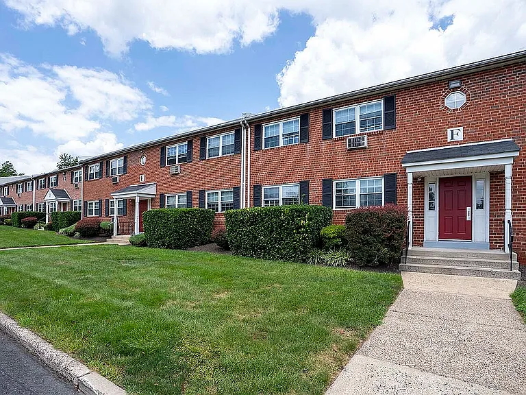 Exterior Madison Court