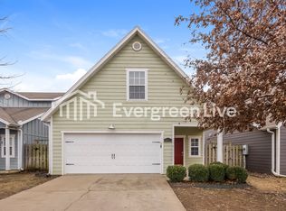 2801 SW Arbor Rd, Bentonville, AR 72713