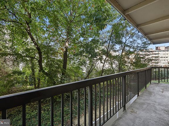 5th image of 3320 S 28th St APT 203