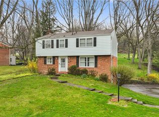2465 Tanglewood Dr, Allison Park, PA