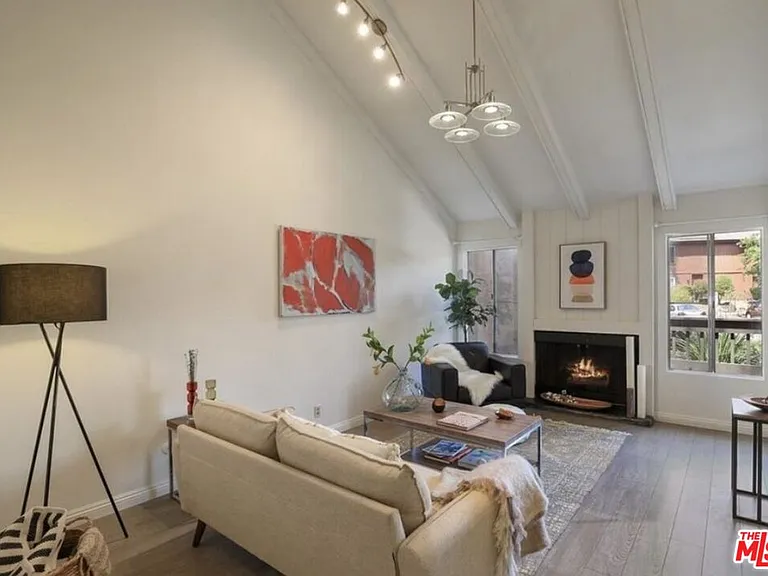 4937 Maytime Ln — Photo 2