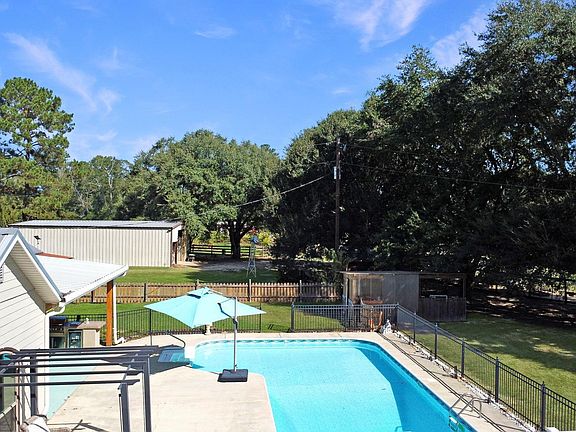 4th image of 3869 Turner Rd