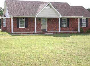 243 Belview Dr, Killen, AL 35645
