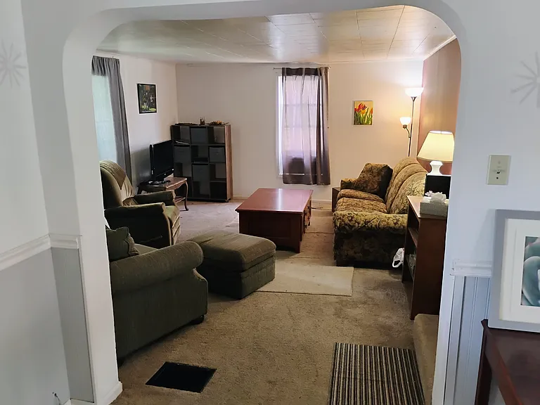 1104 Jordan Lake Ave — Photo 4
