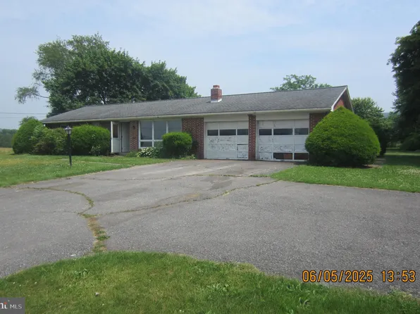 5082 Route 209, Elizabethville, PA 17023
