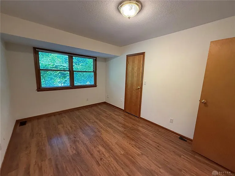 2162 Willowgrove Ave — Photo 18