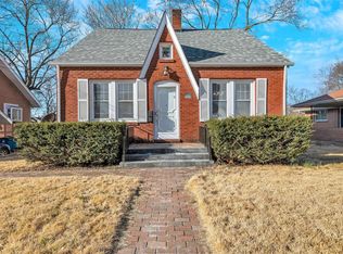 1721 Gallaher Ave, Saint Charles, MO 63301