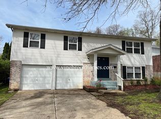 2033 Farflung Dr, Florissant, MO