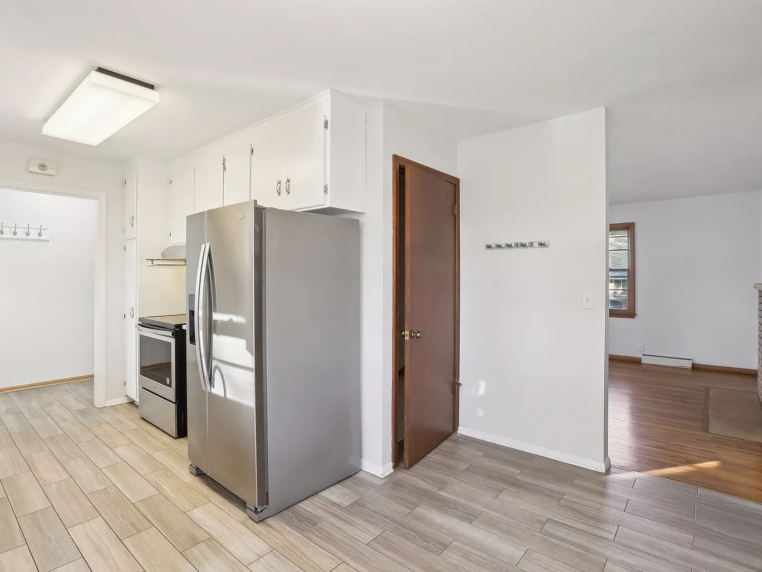 4 Bedroom Single Family Home — Photo 4