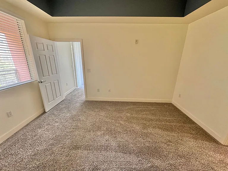 59 E Agate Ave #403 — Photo 15
