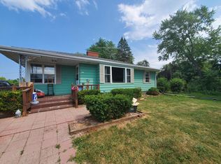 335 S Emmertsen Rd, Racine, WI 53406