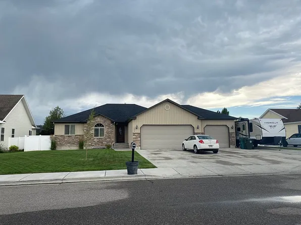 1279 Country Ave, Blackfoot, ID 83221