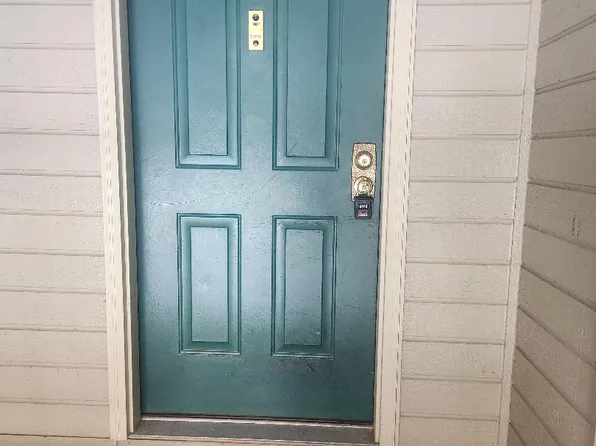 28 Sussex Pl #28, Absecon, NJ 08205