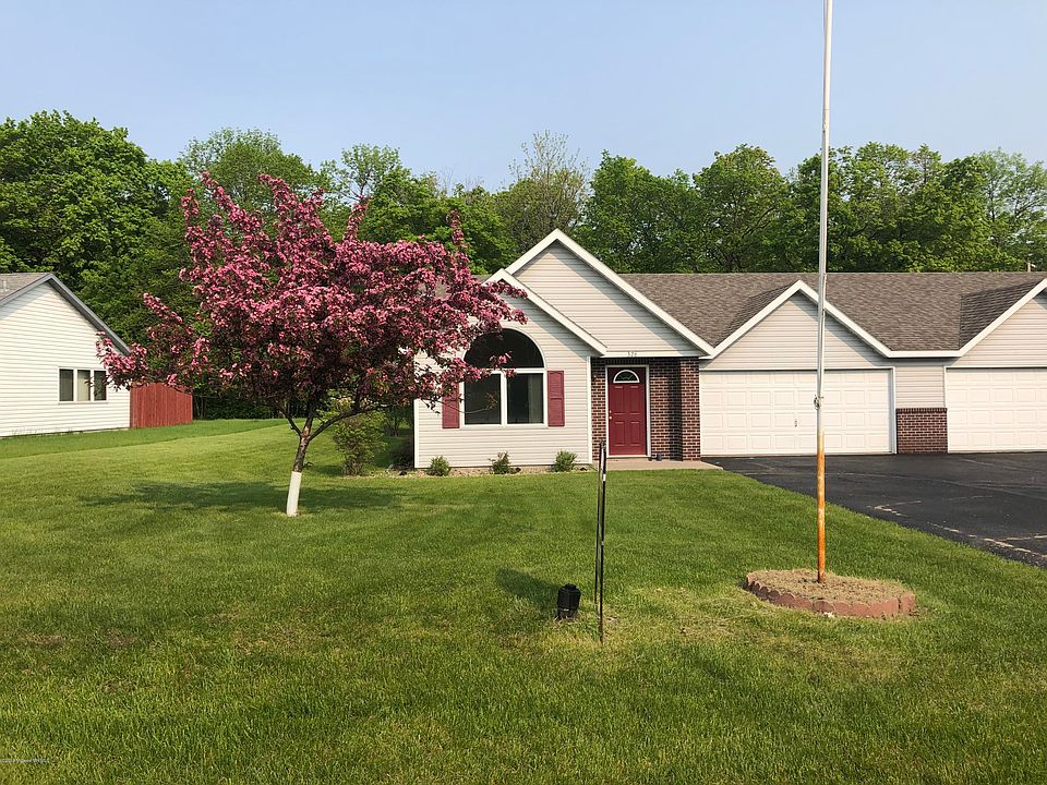 1st image of 326 Shorewood Cir