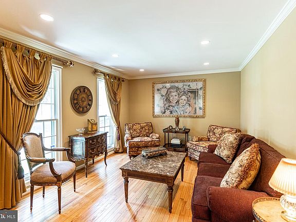 3rd image of 1120 Bettstrail Way