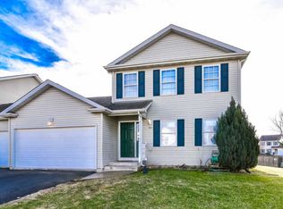 1520 Stonefield Dr, Dekalb, IL 60115