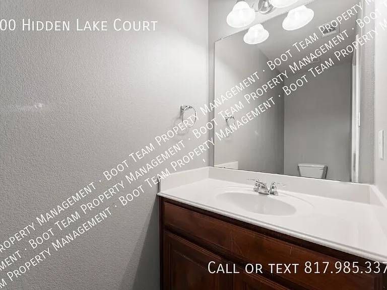 400 Hidden Lake Ct — Photo 39