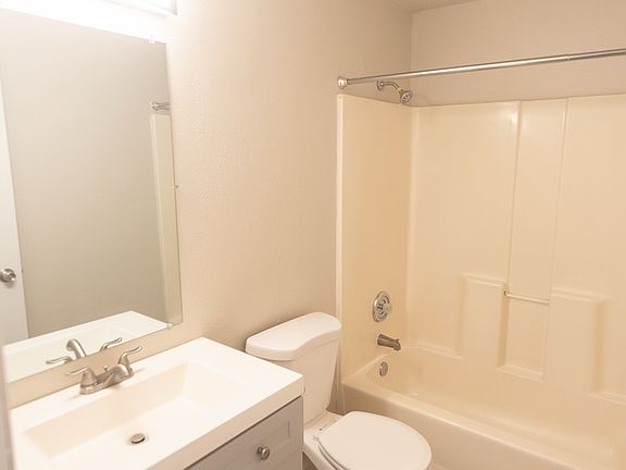 2nd image of 401 N Ash St #24