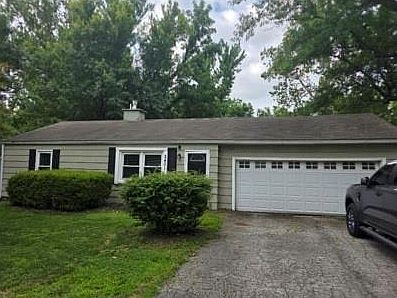 1st image of 2401 NE 48th St