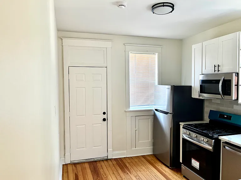 3421 Michigan Ave #2F — Photo 15